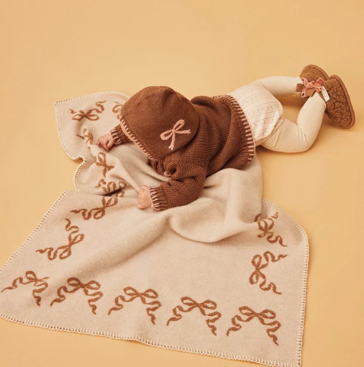 Плед из мериноса Shrimps x Bini с бантиком