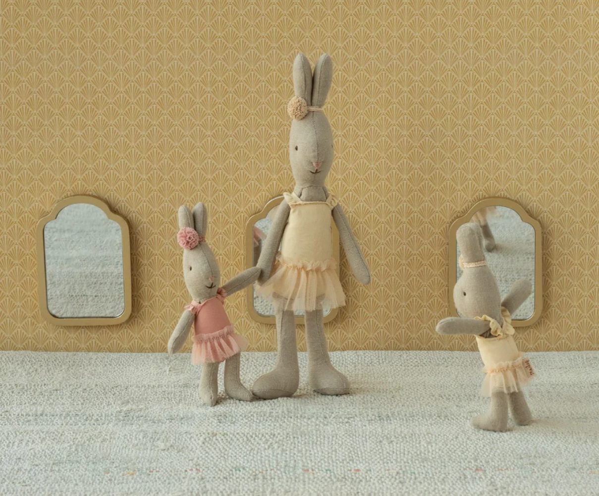 Кролик балерина (Розовый) / Ballet Rabbit Micro (Rose)